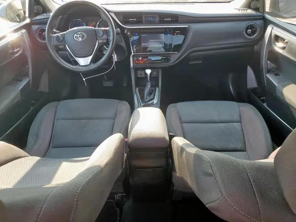 5YFBURHE9HP667314 2017 TOYOTA COROLLA - Image 8
