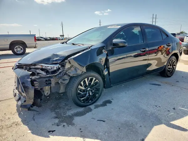 5YFBURHE9HP667572 2017 TOYOTA COROLLA - Image 1