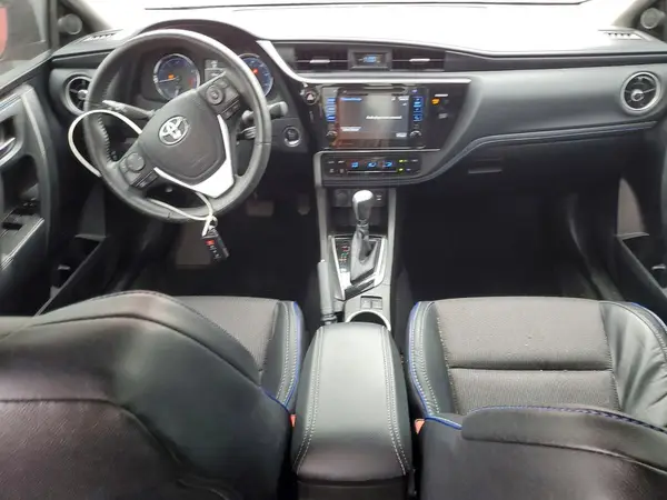 5YFBURHE9HP669550 2017 TOYOTA COROLLA - Image 8