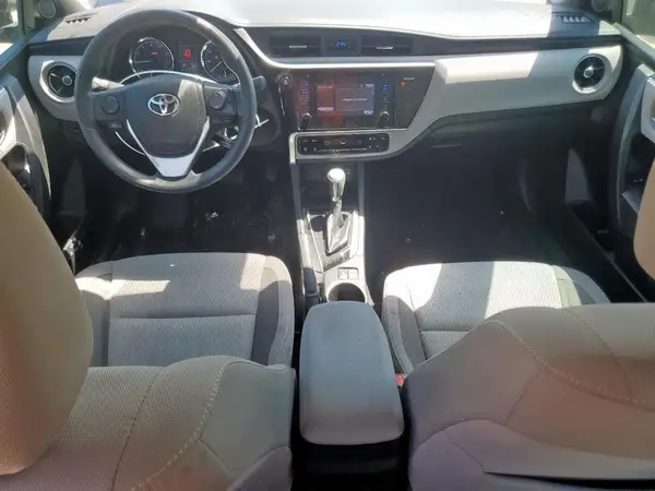 5YFBURHE9HP672223 2017 TOYOTA COROLLA - Image 8