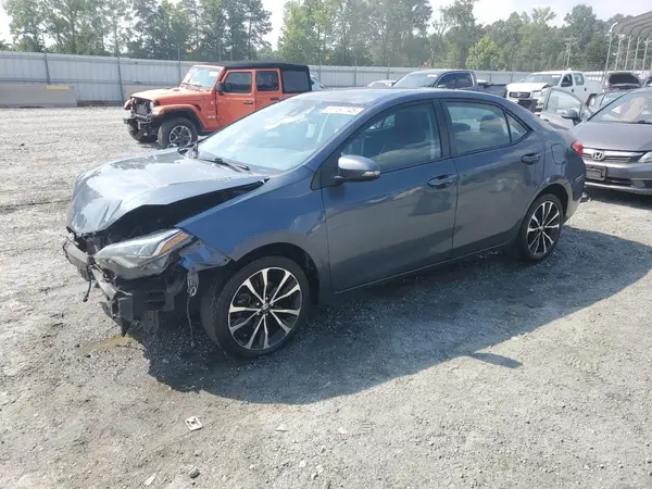 5YFBURHE9HP675512 2017 TOYOTA COROLLA - Image 1