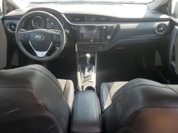 5YFBURHE9HP675512 2017 TOYOTA COROLLA - Image 8