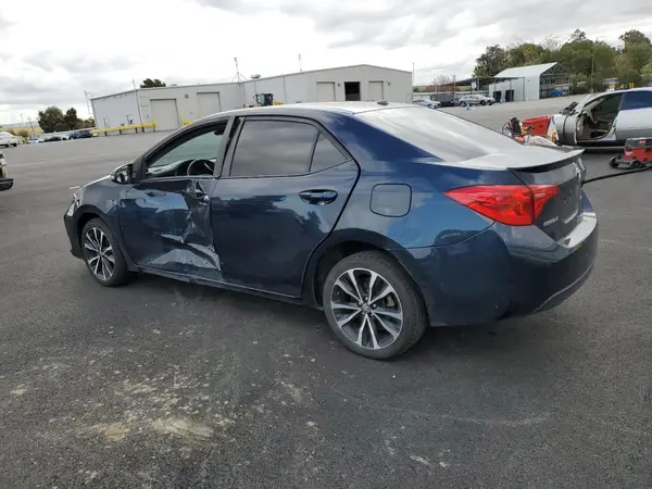 5YFBURHE9HP676790 2017 TOYOTA COROLLA - Image 2