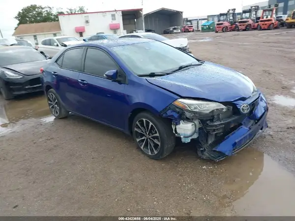 5YFBURHE9HP677065 2017 TOYOTA COROLLA - Image 1