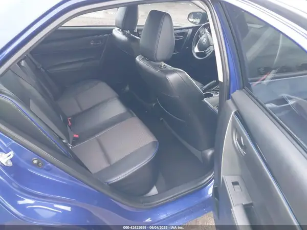 5YFBURHE9HP677065 2017 TOYOTA COROLLA - Image 8