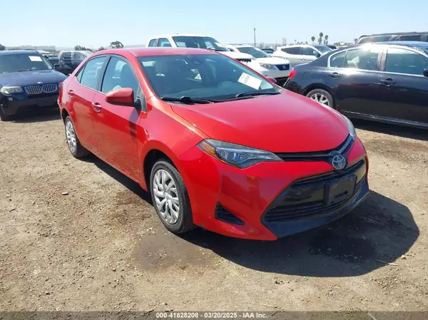 5YFBURHE9HP680497 2017 TOYOTA COROLLA - Image 1
