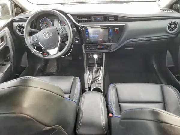5YFBURHE9HP681911 2017 TOYOTA COROLLA - Image 8
