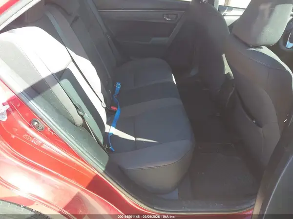 5YFBURHE9HP682556 2017 TOYOTA COROLLA - Image 8