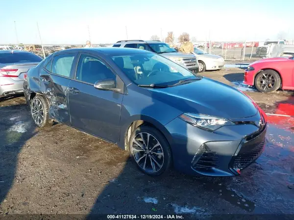 5YFBURHE9HP683111 2017 TOYOTA COROLLA - Image 1