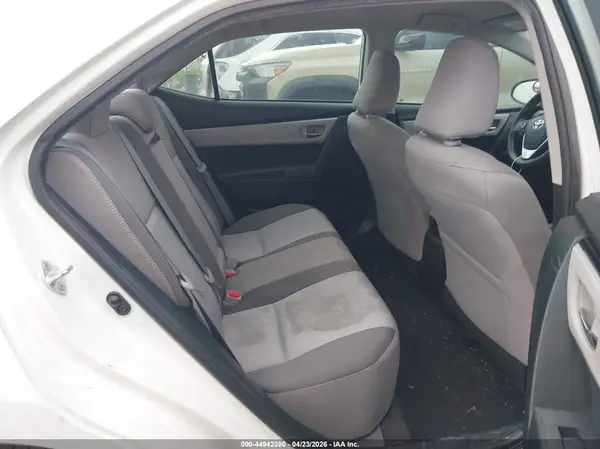 5YFBURHE9HP684579 2017 TOYOTA COROLLA - Image 8