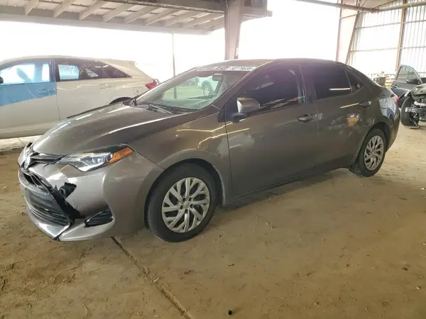 5YFBURHE9HP688261 2017 TOYOTA COROLLA - Image 1