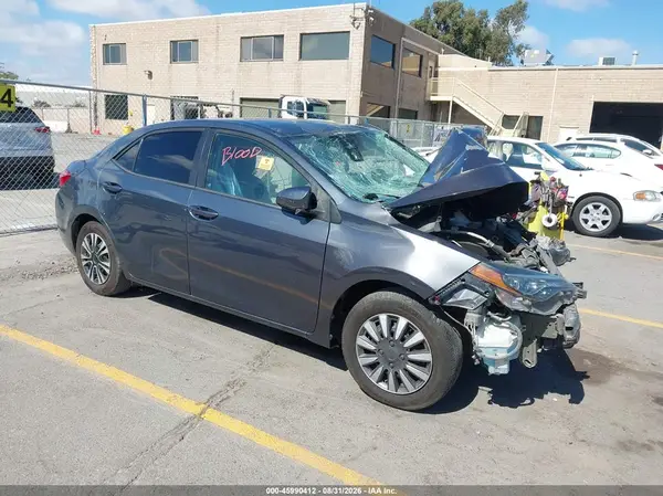 5YFBURHE9HP690057 2017 TOYOTA COROLLA - Image 1