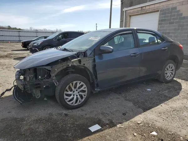 5YFBURHE9HP690379 2017 TOYOTA COROLLA - Image 1
