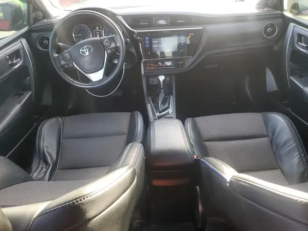 5YFBURHE9HP691242 2017 TOYOTA COROLLA - Image 8