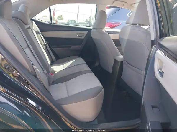 5YFBURHE9HP692777 2017 TOYOTA COROLLA - Image 8