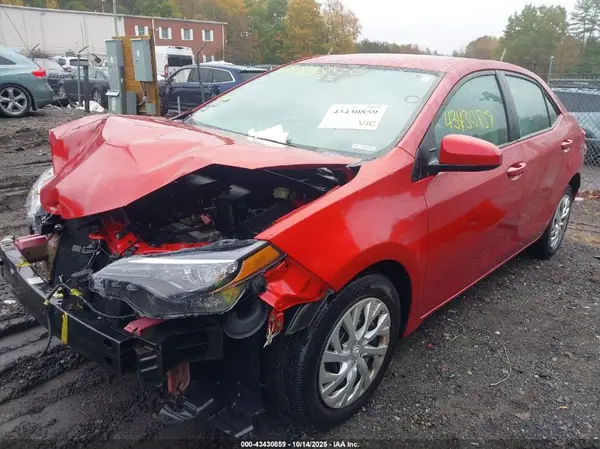5YFBURHE9HP693783 2017 TOYOTA COROLLA - Image 2