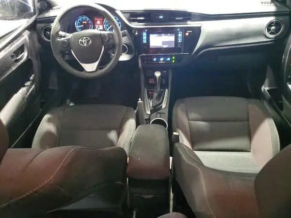 5YFBURHE9HP694786 2017 TOYOTA COROLLA - Image 8