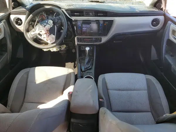 5YFBURHE9HP695713 2017 TOYOTA COROLLA - Image 8