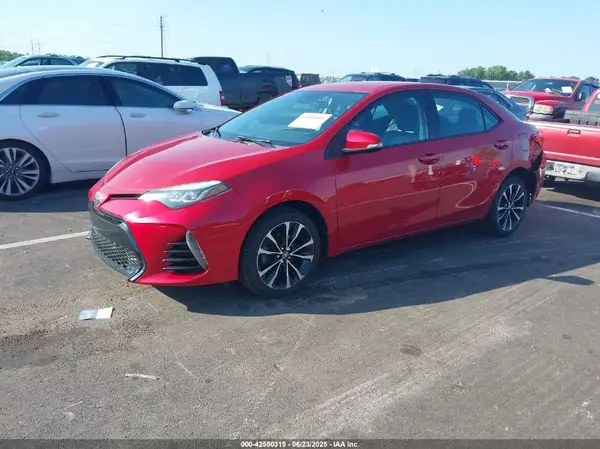 5YFBURHE9HP700456 2017 TOYOTA COROLLA - Image 2