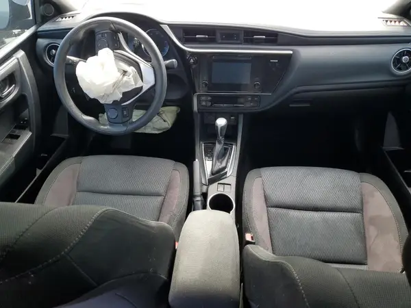 5YFBURHE9HP701977 2017 TOYOTA COROLLA - Image 8