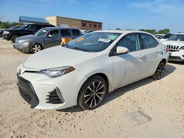 5YFBURHE9HP702188 2017 TOYOTA COROLLA - Image 1