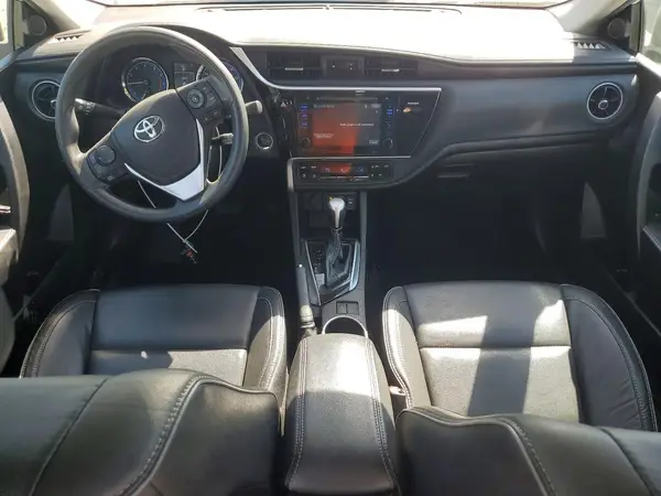 5YFBURHE9HP702403 2017 TOYOTA COROLLA - Image 8