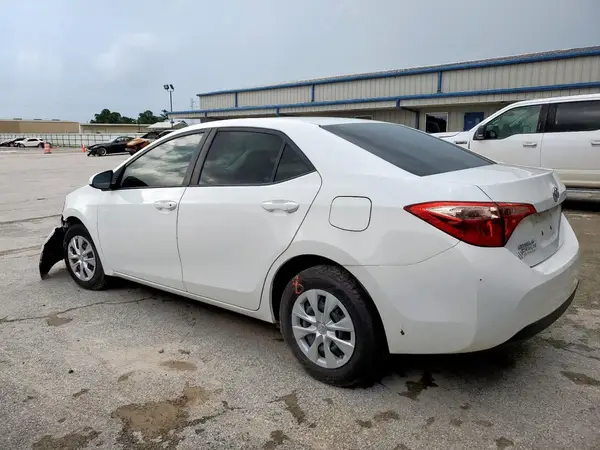 5YFBURHE9HP706872 2017 TOYOTA COROLLA - Image 2