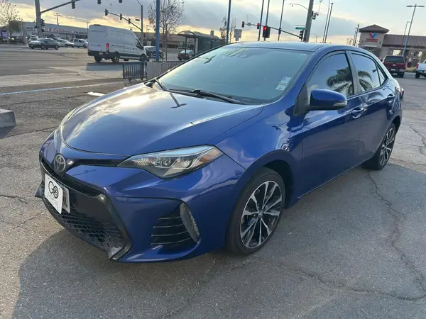 5YFBURHE9HP707150 2017 TOYOTA COROLLA - Image 2