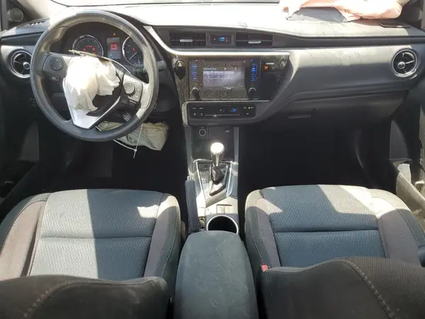 5YFBURHE9HP708895 2017 TOYOTA COROLLA - Image 8