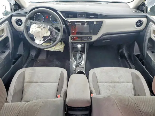 5YFBURHE9HP717807 2017 TOYOTA COROLLA - Image 8