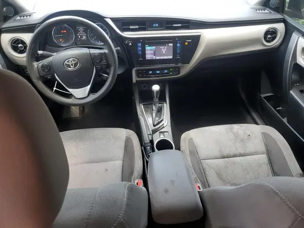5YFBURHE9HP718052 2017 TOYOTA COROLLA - Image 8