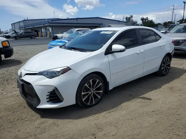 5YFBURHE9HP718455 2017 TOYOTA COROLLA - Image 1