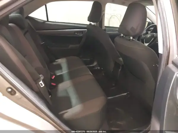5YFBURHE9HP719136 2017 TOYOTA COROLLA - Image 8
