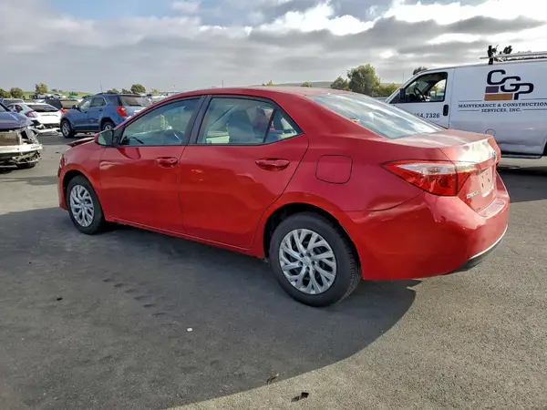 5YFBURHE9HP719394 2017 TOYOTA COROLLA - Image 2