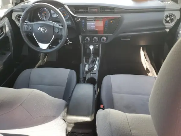 5YFBURHE9HP723087 2017 TOYOTA COROLLA - Image 8