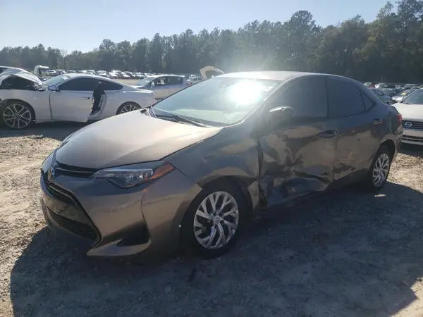 5YFBURHE9HP726023 2017 TOYOTA COROLLA - Image 1