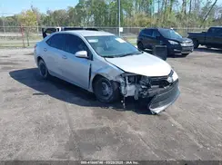 5YFBURHE9HP726250 2017 TOYOTA COROLLA