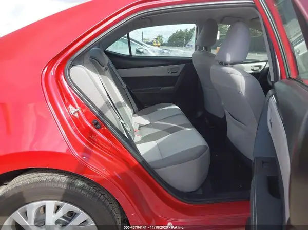 5YFBURHE9HP726605 2017 TOYOTA COROLLA - Image 8