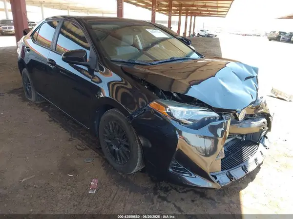 5YFBURHE9HP727947 2017 TOYOTA COROLLA - Image 1
