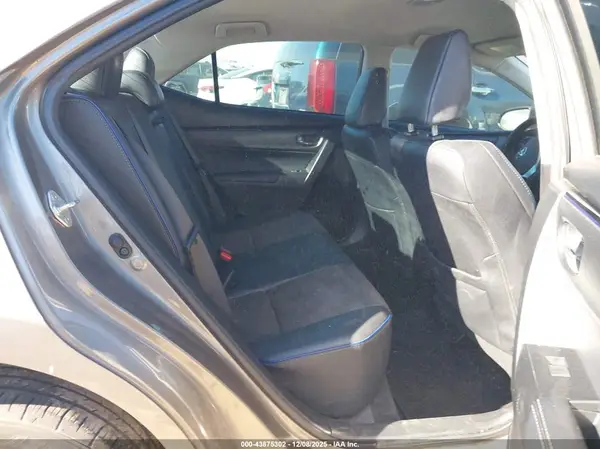 5YFBURHE9HP729911 2017 TOYOTA COROLLA - Image 8