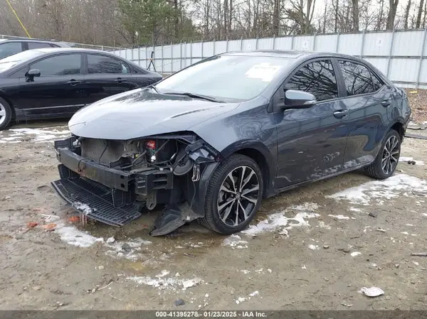 5YFBURHE9HP730699 2017 TOYOTA COROLLA - Image 2
