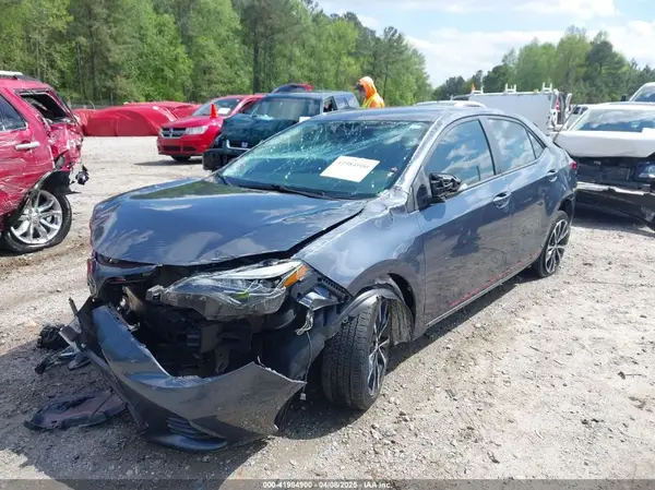 5YFBURHE9HP732355 2017 TOYOTA COROLLA - Image 2