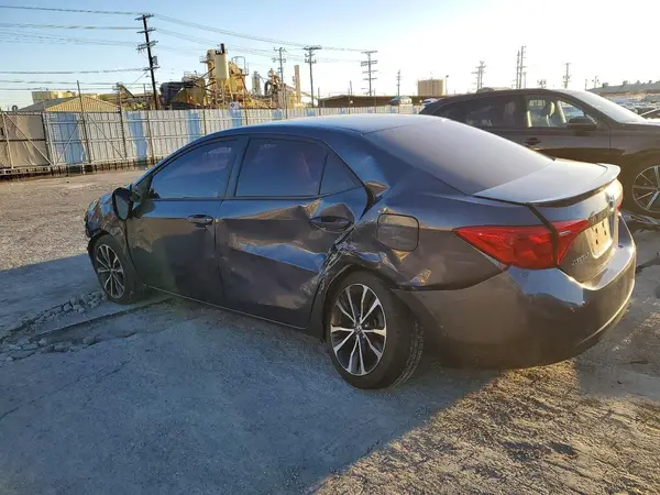 5YFBURHE9HP733540 2017 TOYOTA COROLLA - Image 2