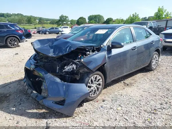 5YFBURHE9HP733733 2017 TOYOTA COROLLA - Image 2