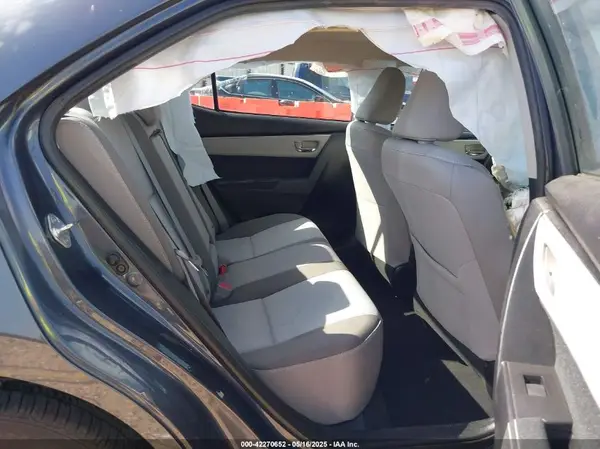 5YFBURHE9HP733733 2017 TOYOTA COROLLA - Image 8