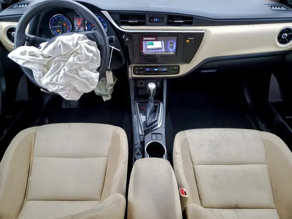 5YFBURHE9HP734655 2017 TOYOTA COROLLA - Image 8