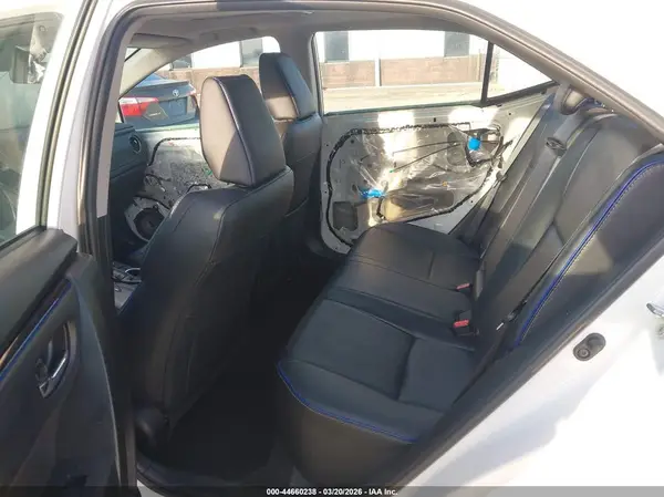 5YFBURHE9HP736146 2017 TOYOTA COROLLA - Image 8