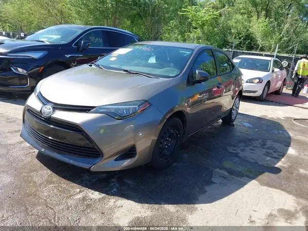 5YFBURHE9HP736602 2017 TOYOTA COROLLA - Image 2