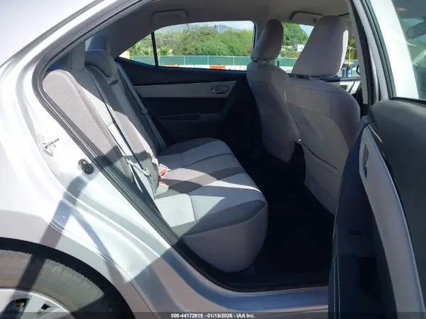 5YFBURHE9HP737863 2017 TOYOTA COROLLA - Image 8