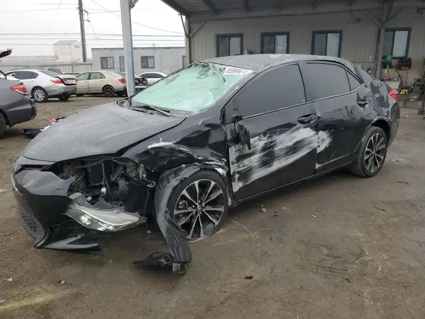 5YFBURHE9JP743006 2018 TOYOTA COROLLA - Image 1